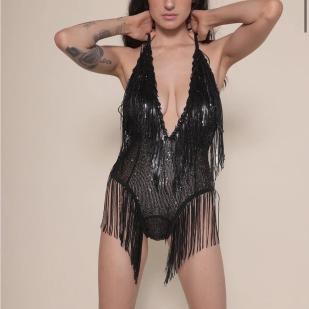 EastnWest BOHEME SEQUIN BODYSUIT